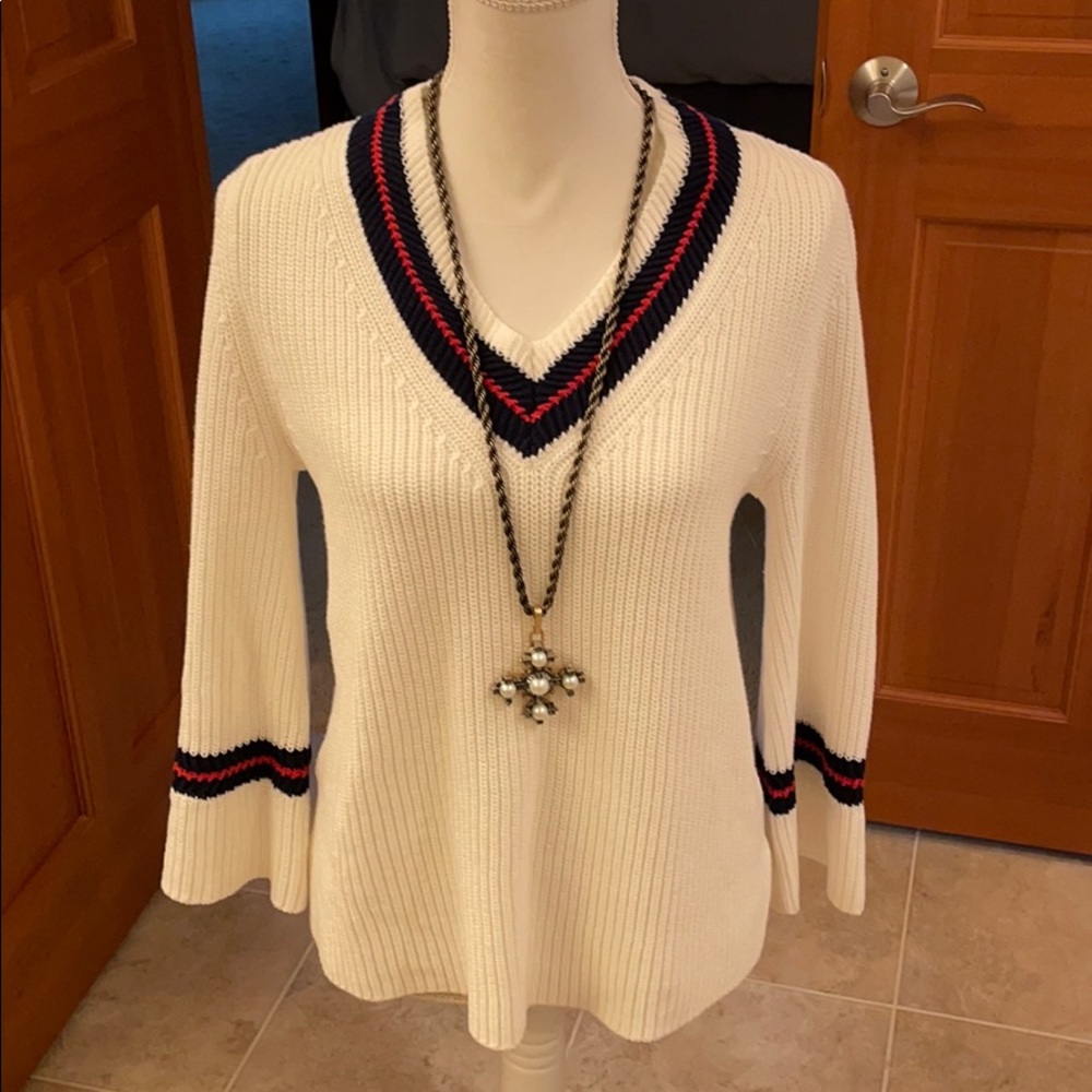 White pullover sweater